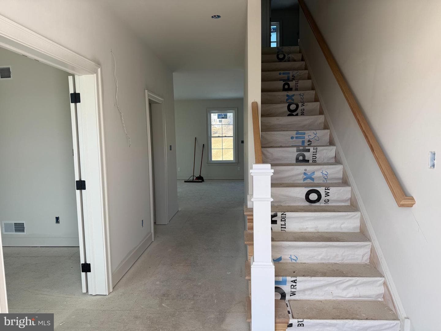 253 Beaumont Drive photo 5
