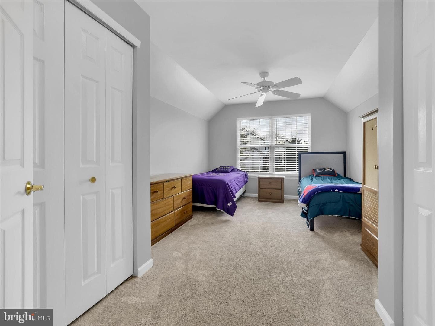 258 Thornridge Drive photo 29