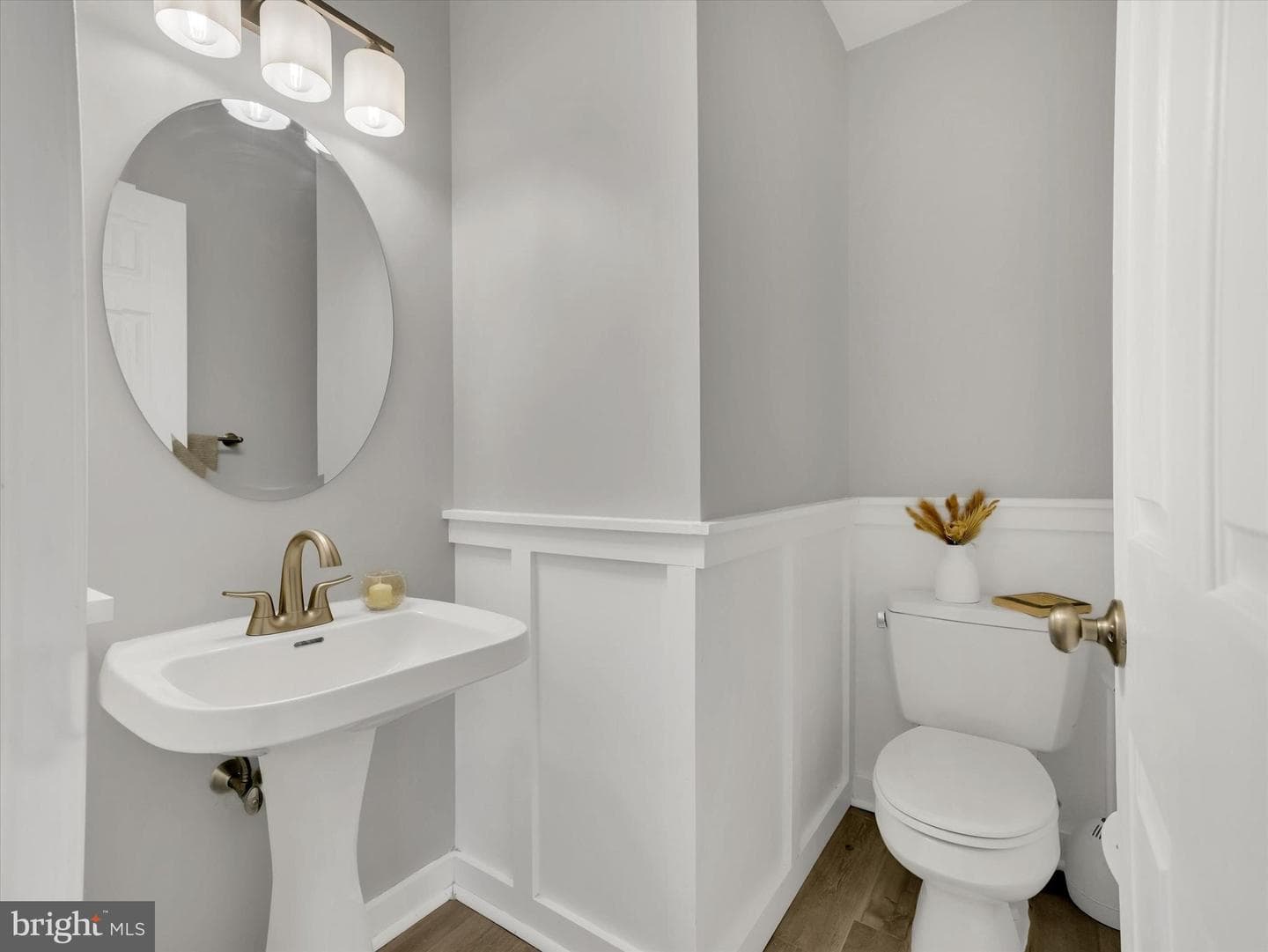 258 Thornridge Drive photo 33