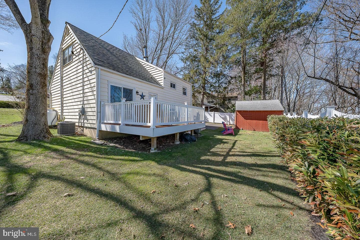 36 Sunset Drive photo 64