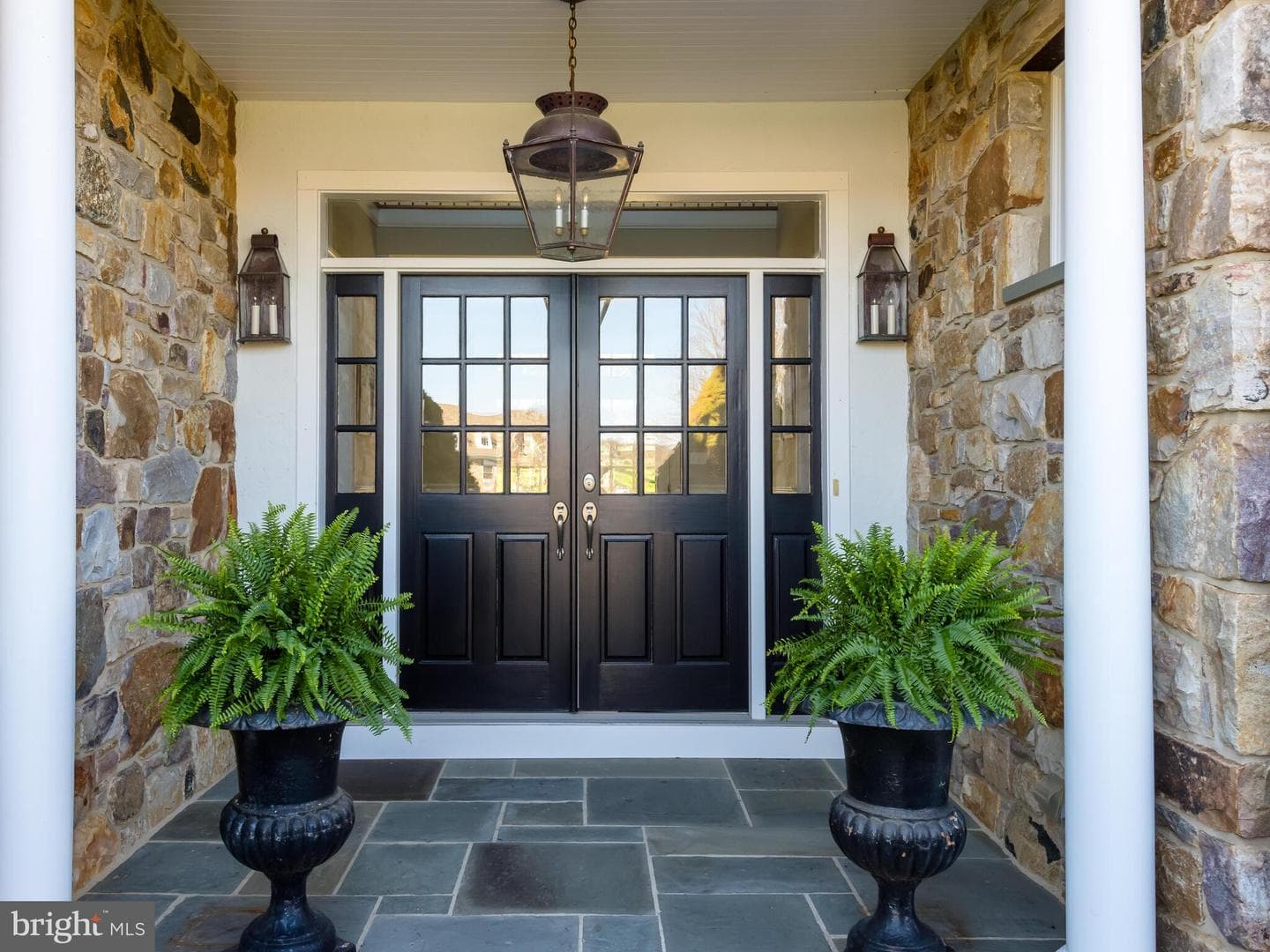 9 Douglass Lane photo 6