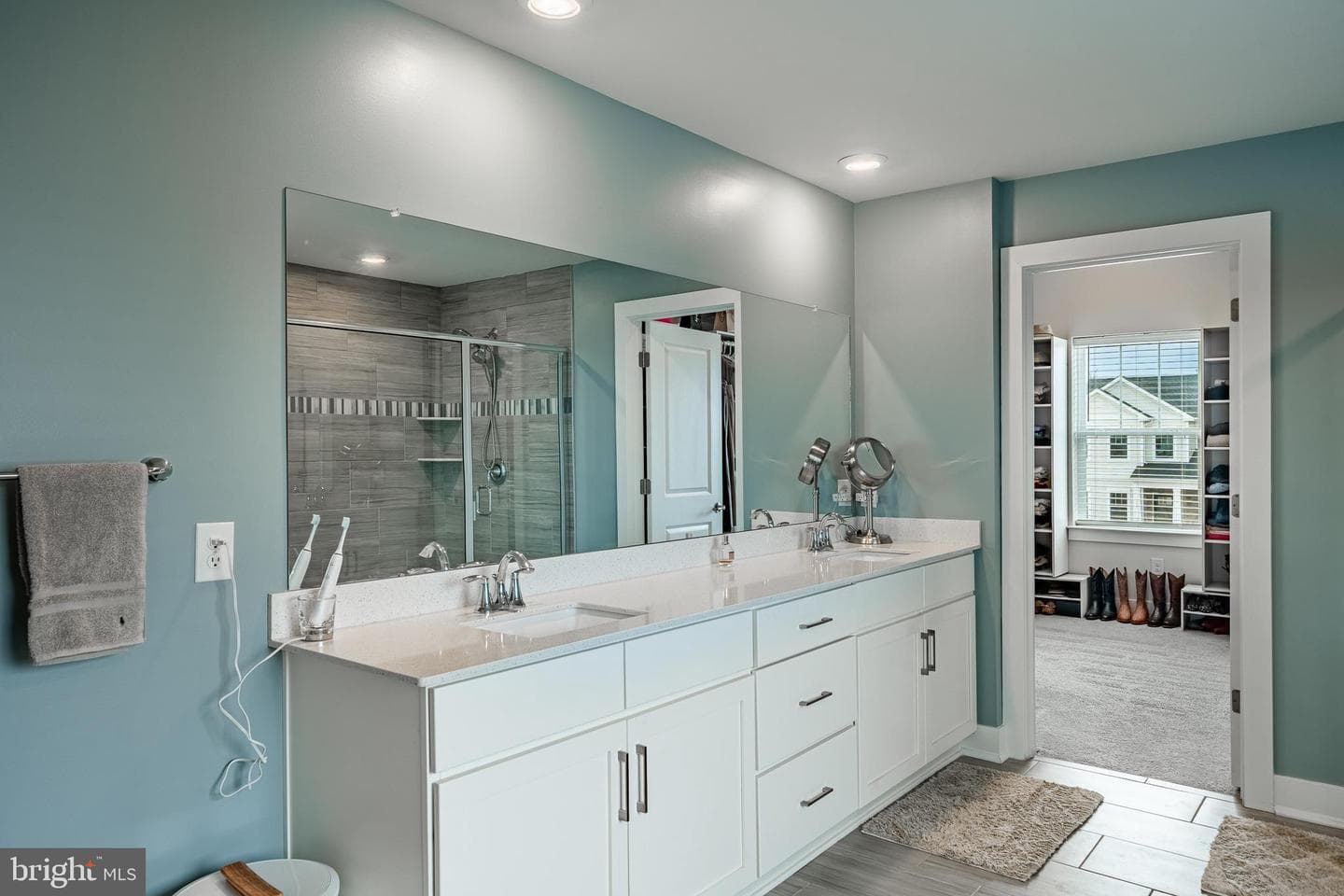 132 Violet Way photo 34