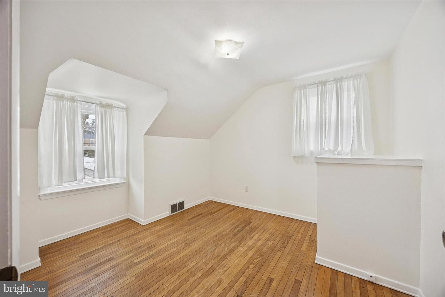 84 W Schuylkill Road photo 16