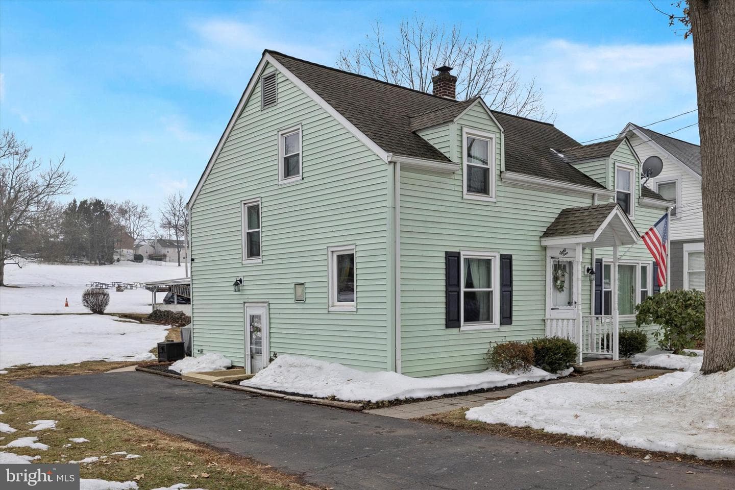 84 W Schuylkill Road photo 2