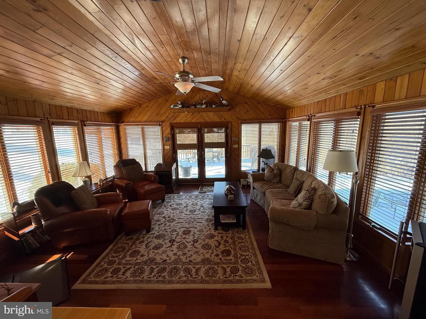 200 E Hilltop Road photo 9