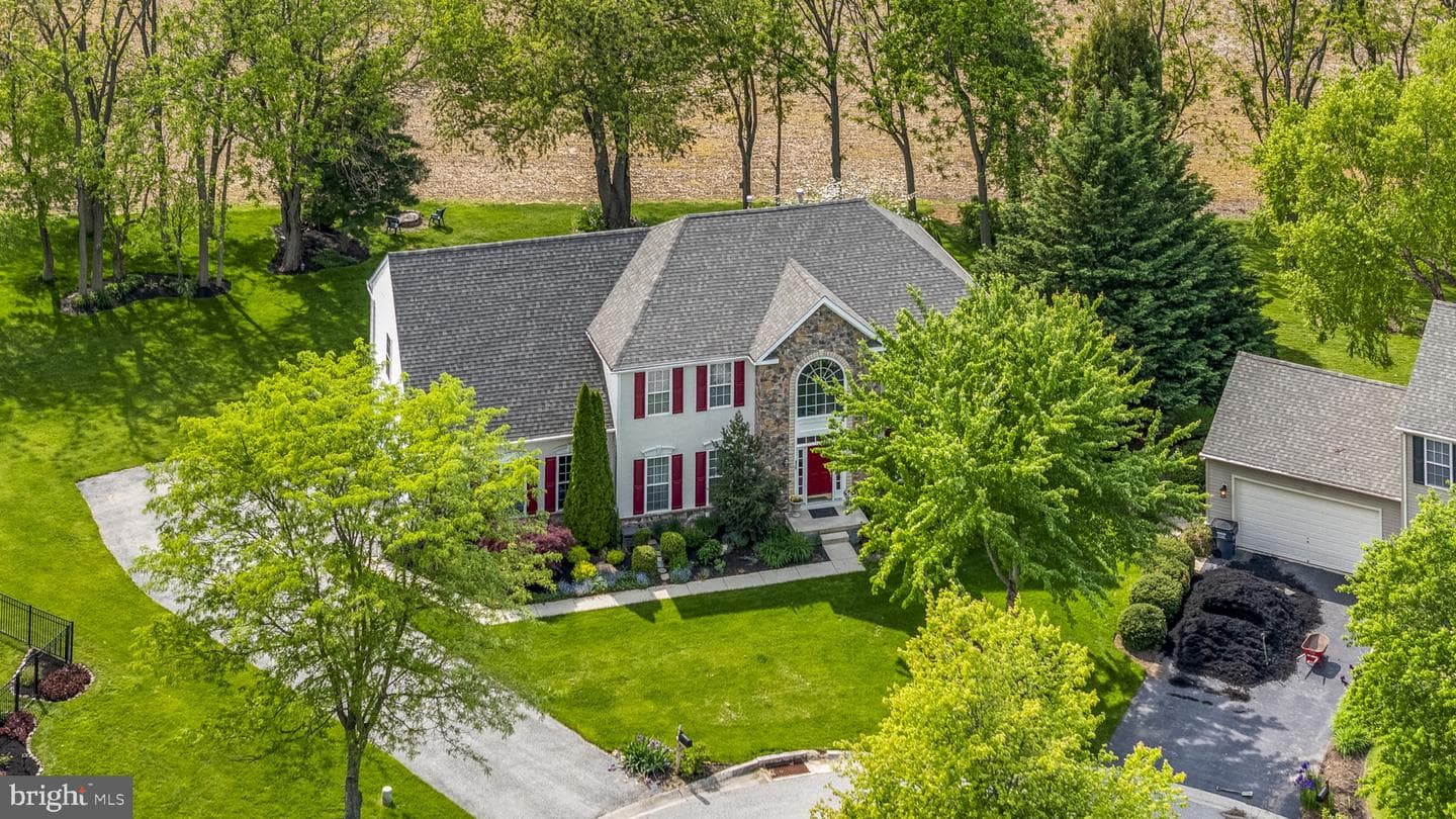 430 Dartmouth Lane photo 37