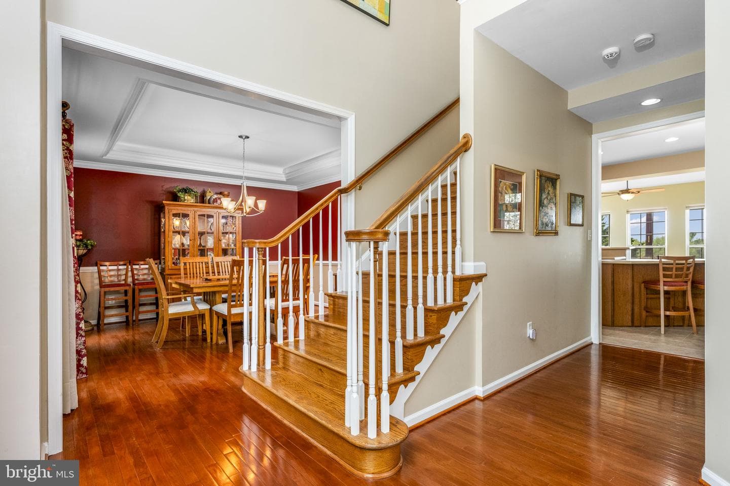 430 Dartmouth Lane photo 4
