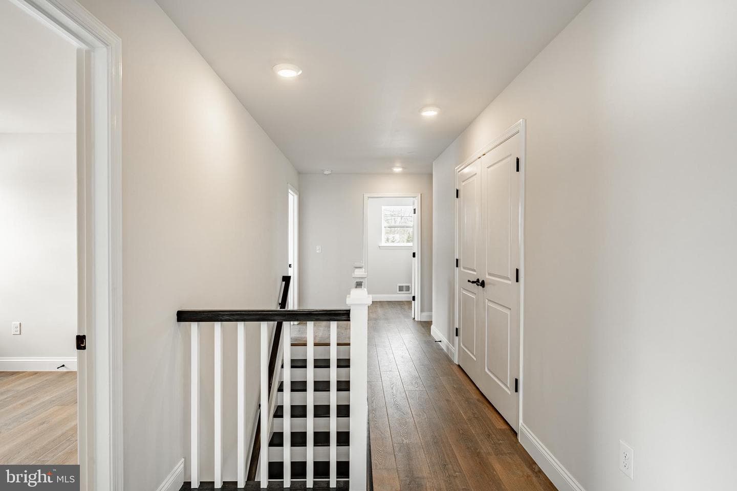 104 Ferry Lane photo 20