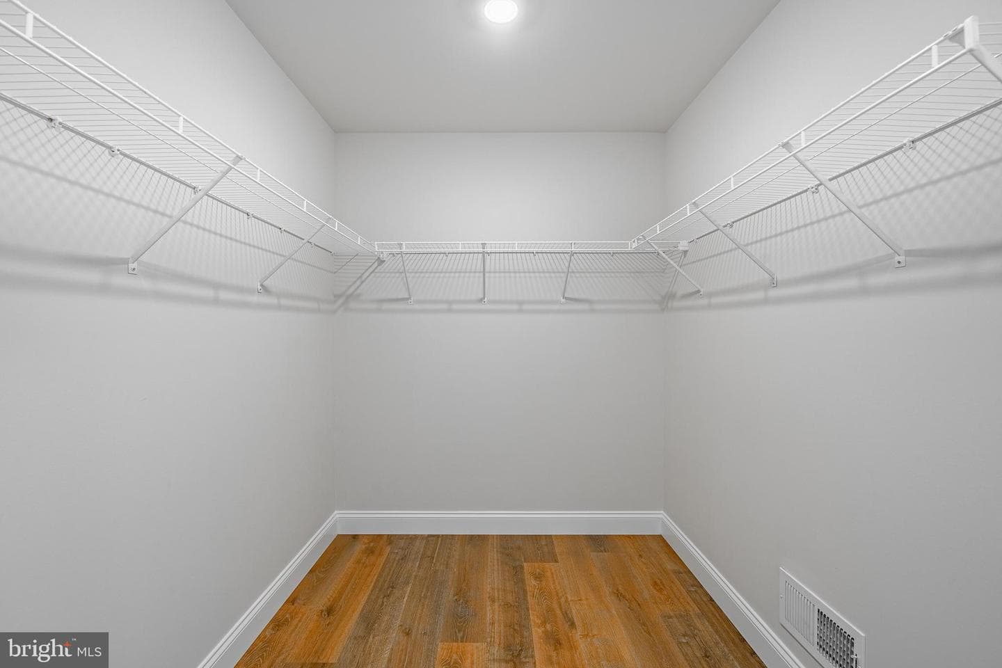 104 Ferry Lane photo 34