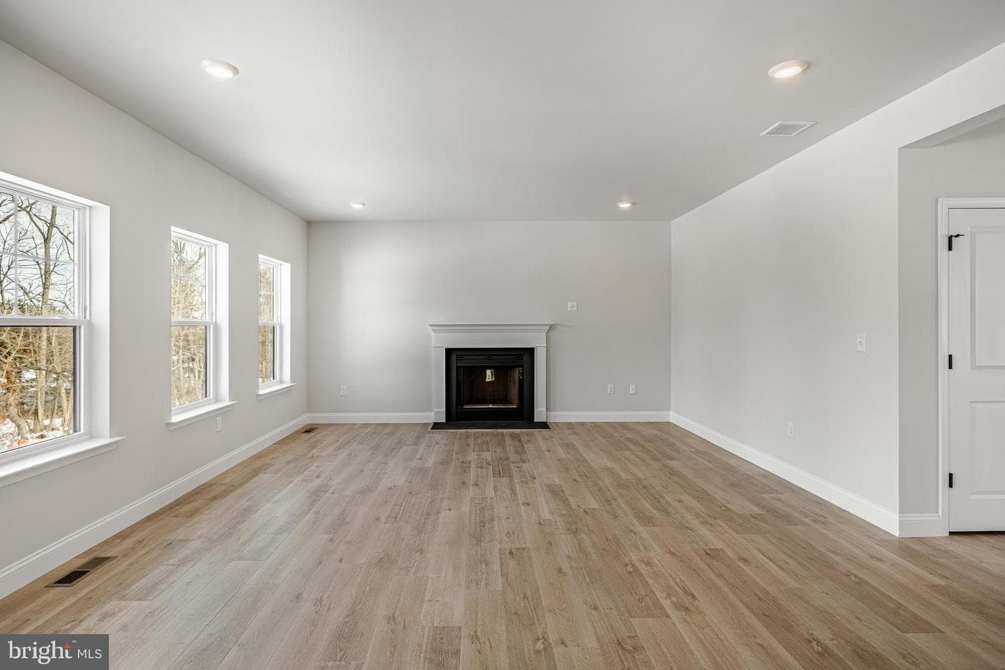 104 Ferry Lane photo 7