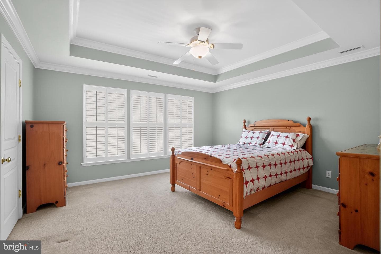 694 Churchill Road photo 31