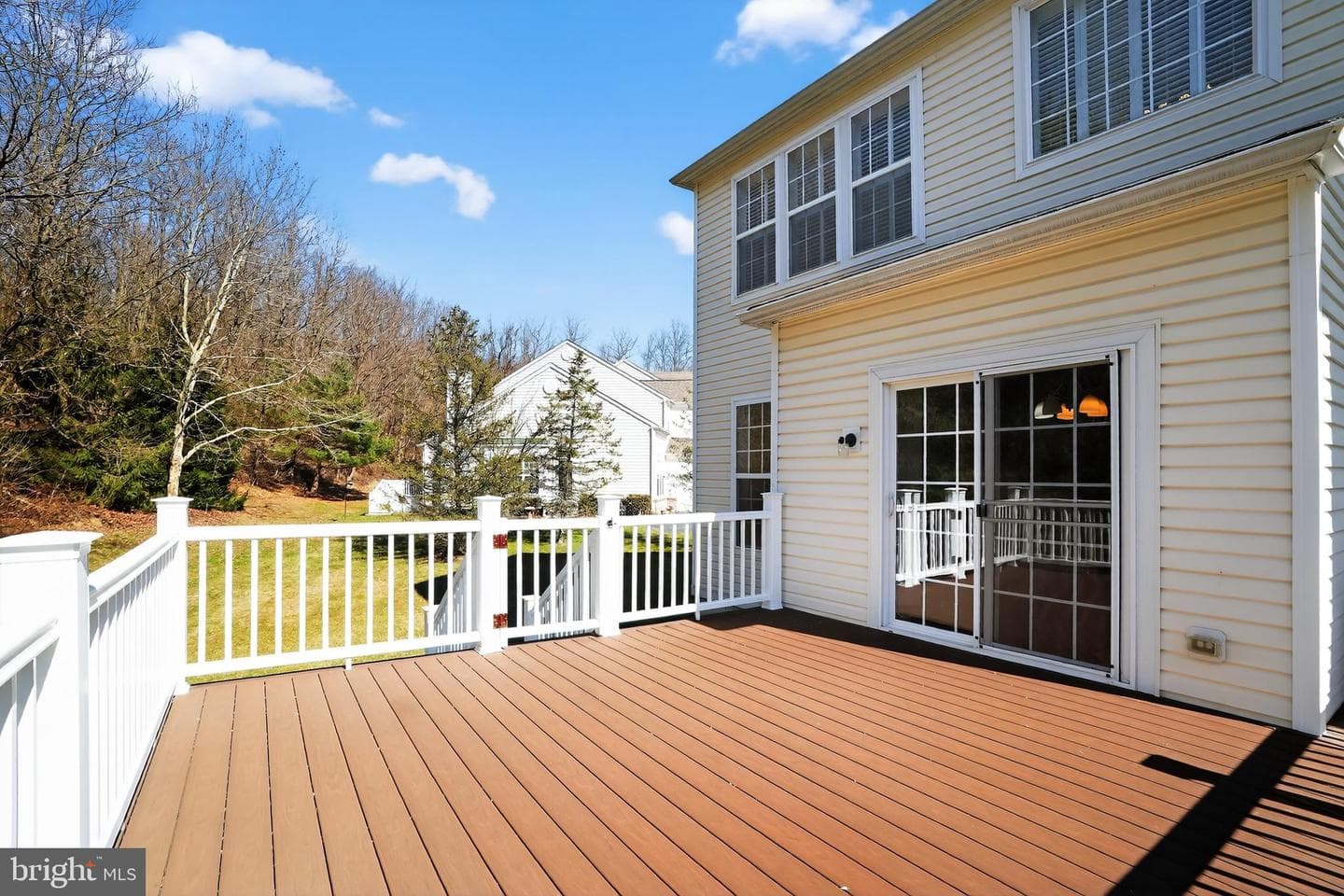 694 Churchill Road photo 44