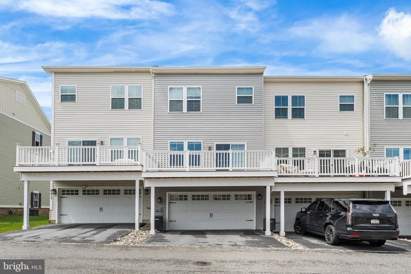612 Holywell Drive photo 39