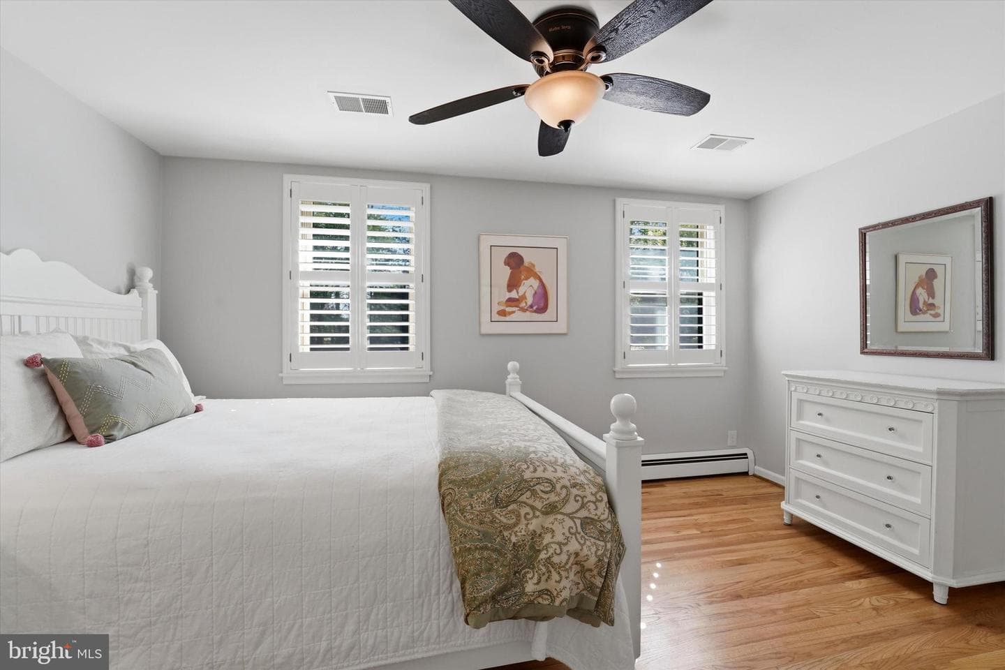 1 Oak Tree Lane photo 32