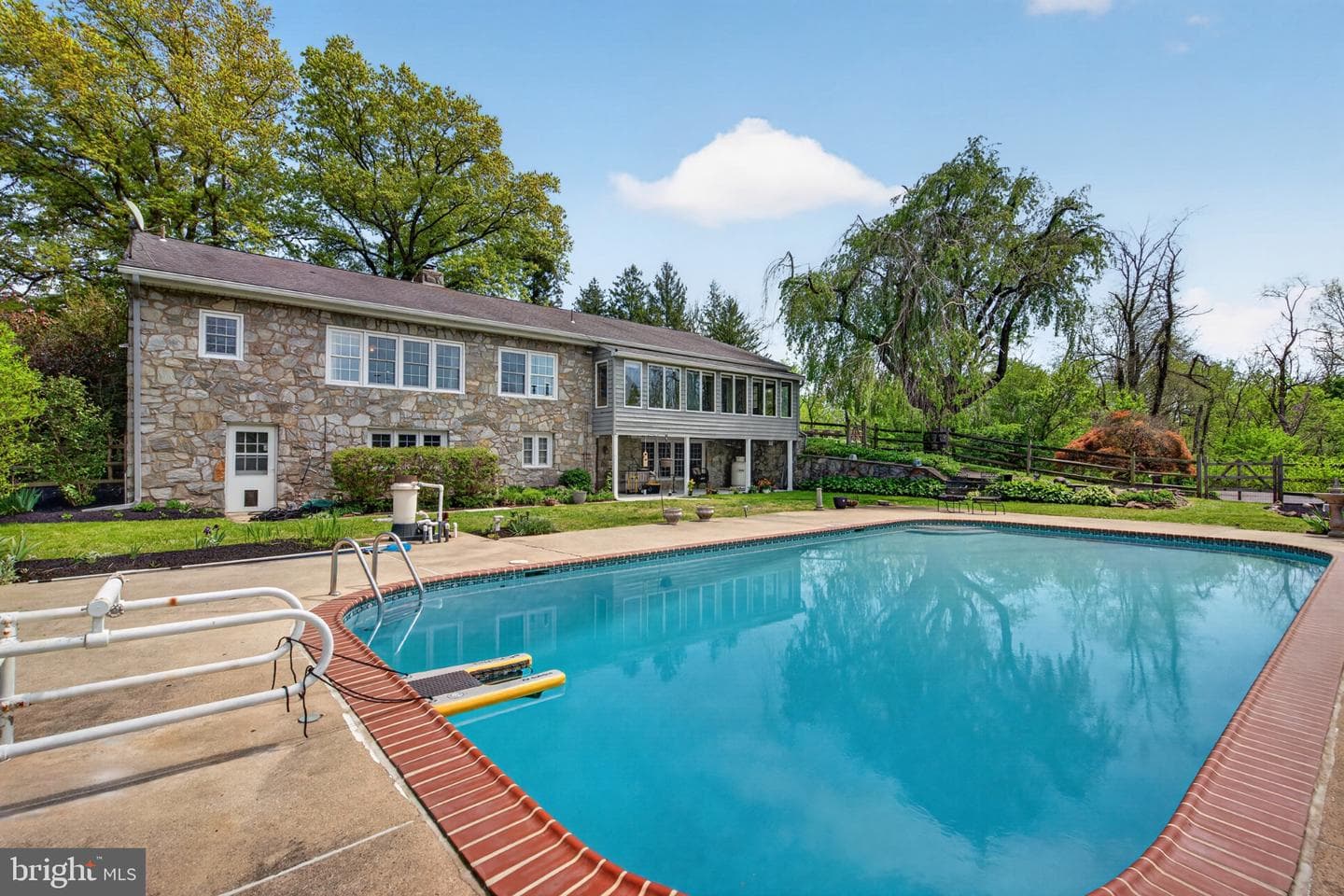 300 Sanatoga Road photo 14