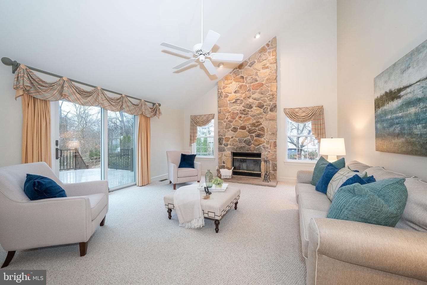 824 Waverly Road photo 15