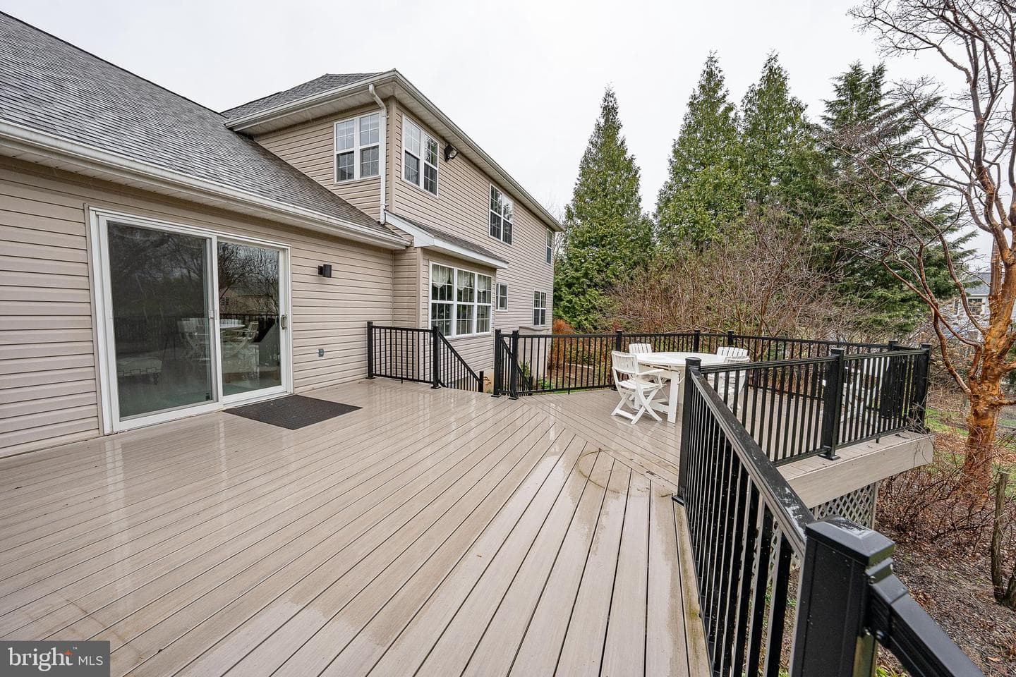 824 Waverly Road photo 39