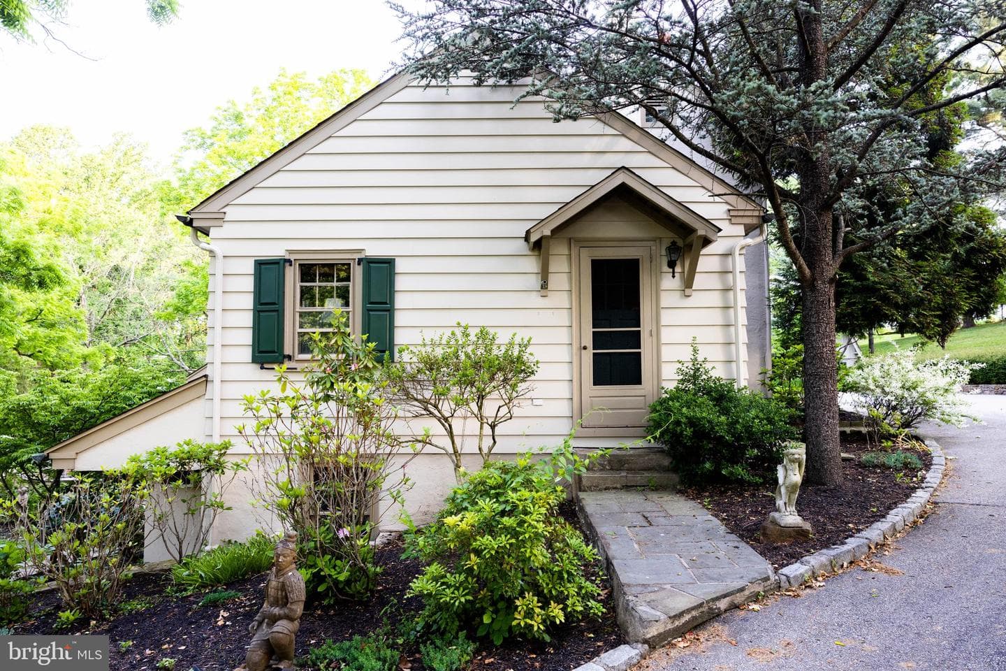 1105 Green Lane Road photo 11