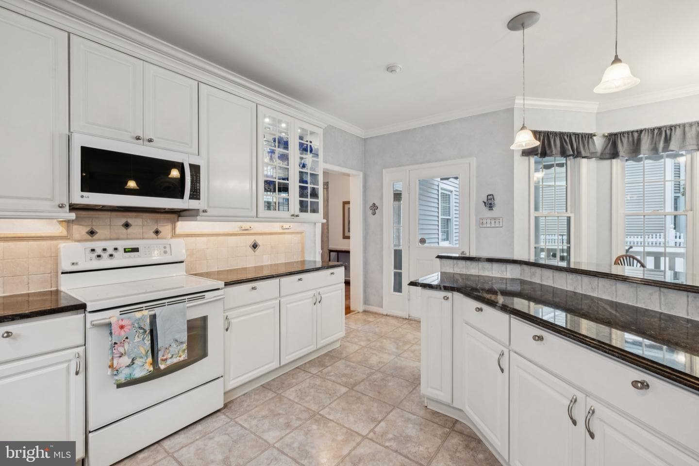 506 Langford Drive photo 7