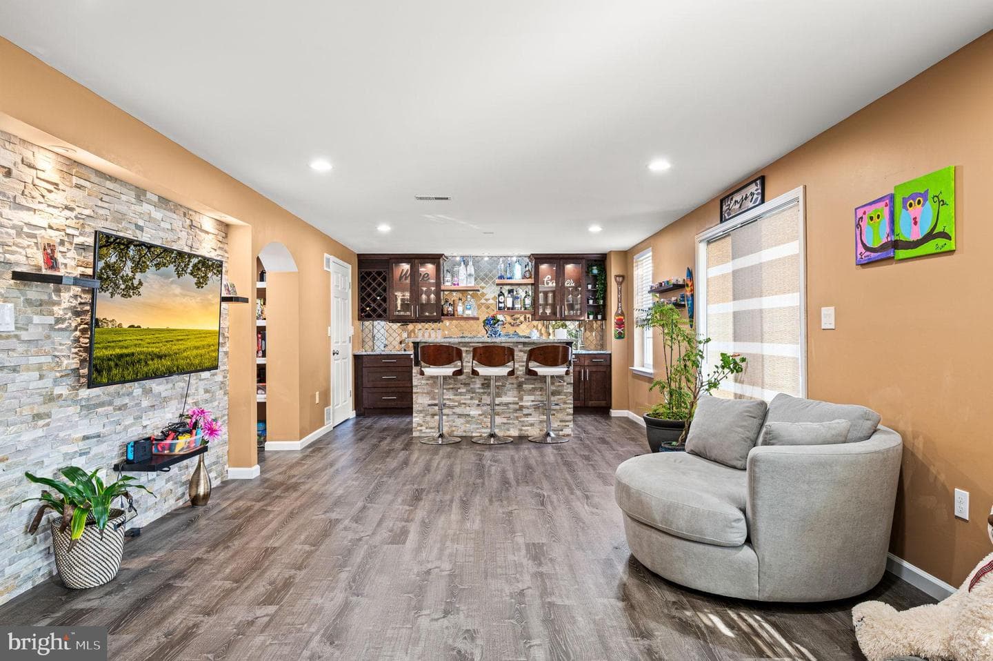 635 Sunderland Avenue photo 47