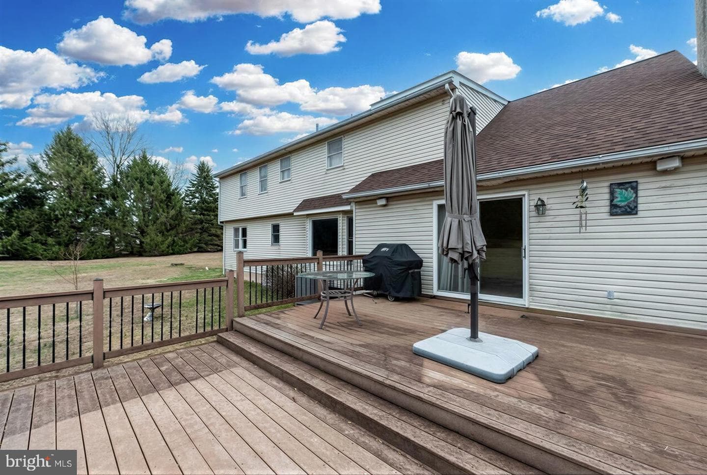 1525 Melville Drive photo 10