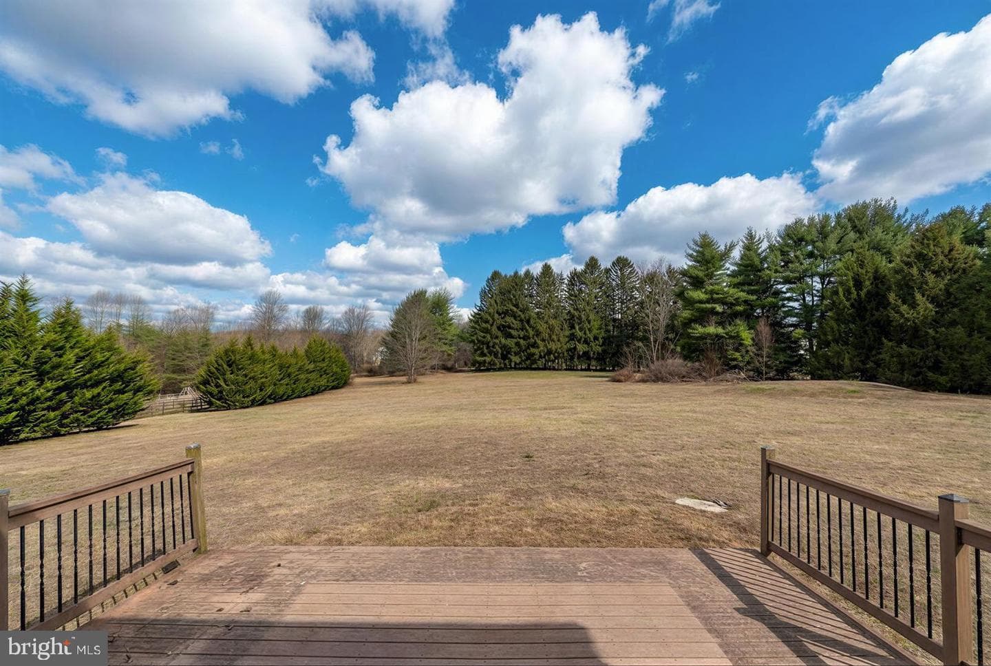 1525 Melville Drive photo 15