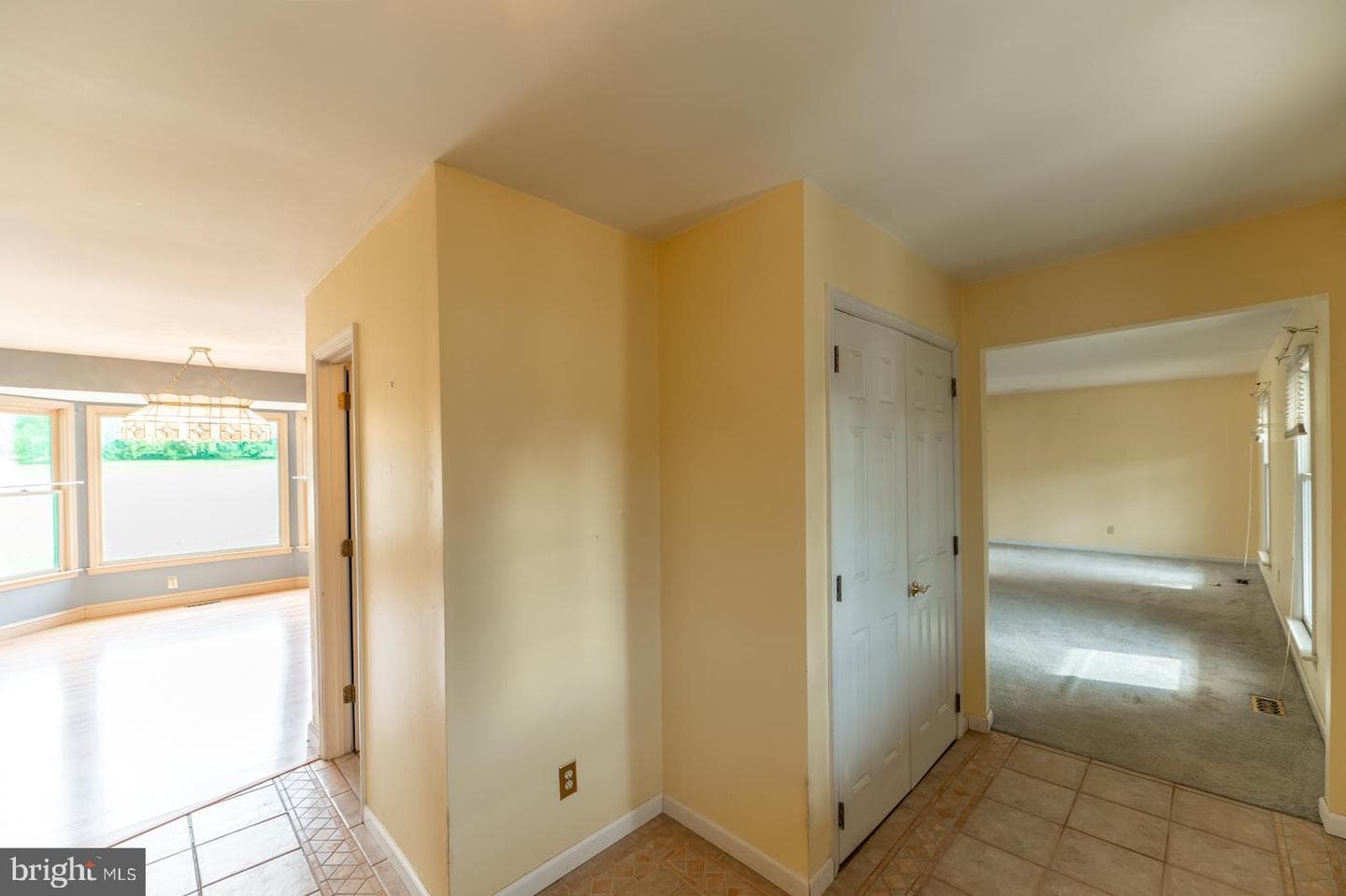 1525 Melville Drive photo 17
