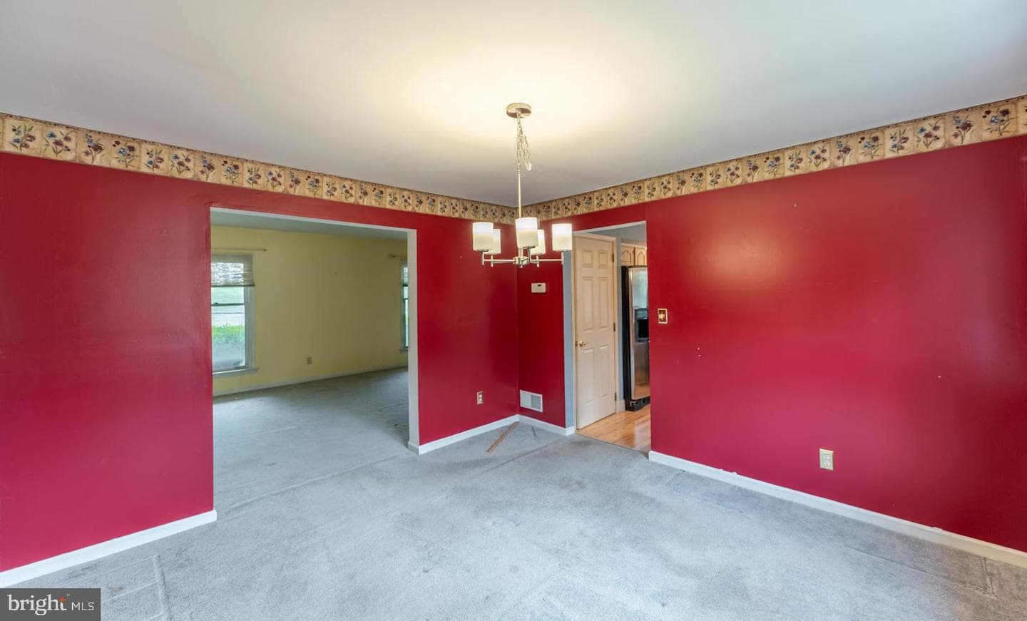 1525 Melville Drive photo 24