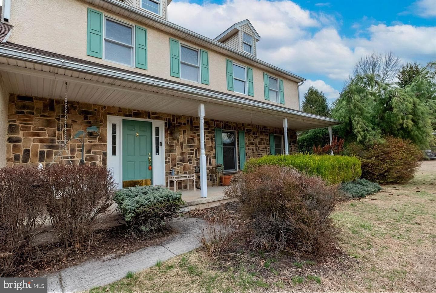 1525 Melville Drive photo 4