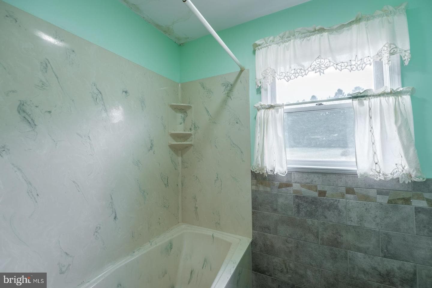 1525 Melville Drive photo 51