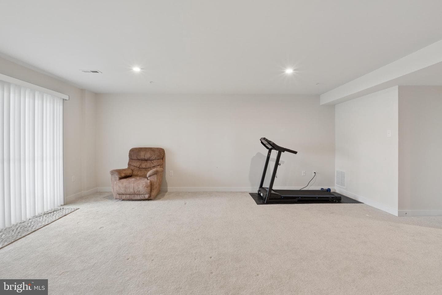 120 Arden Way photo 29
