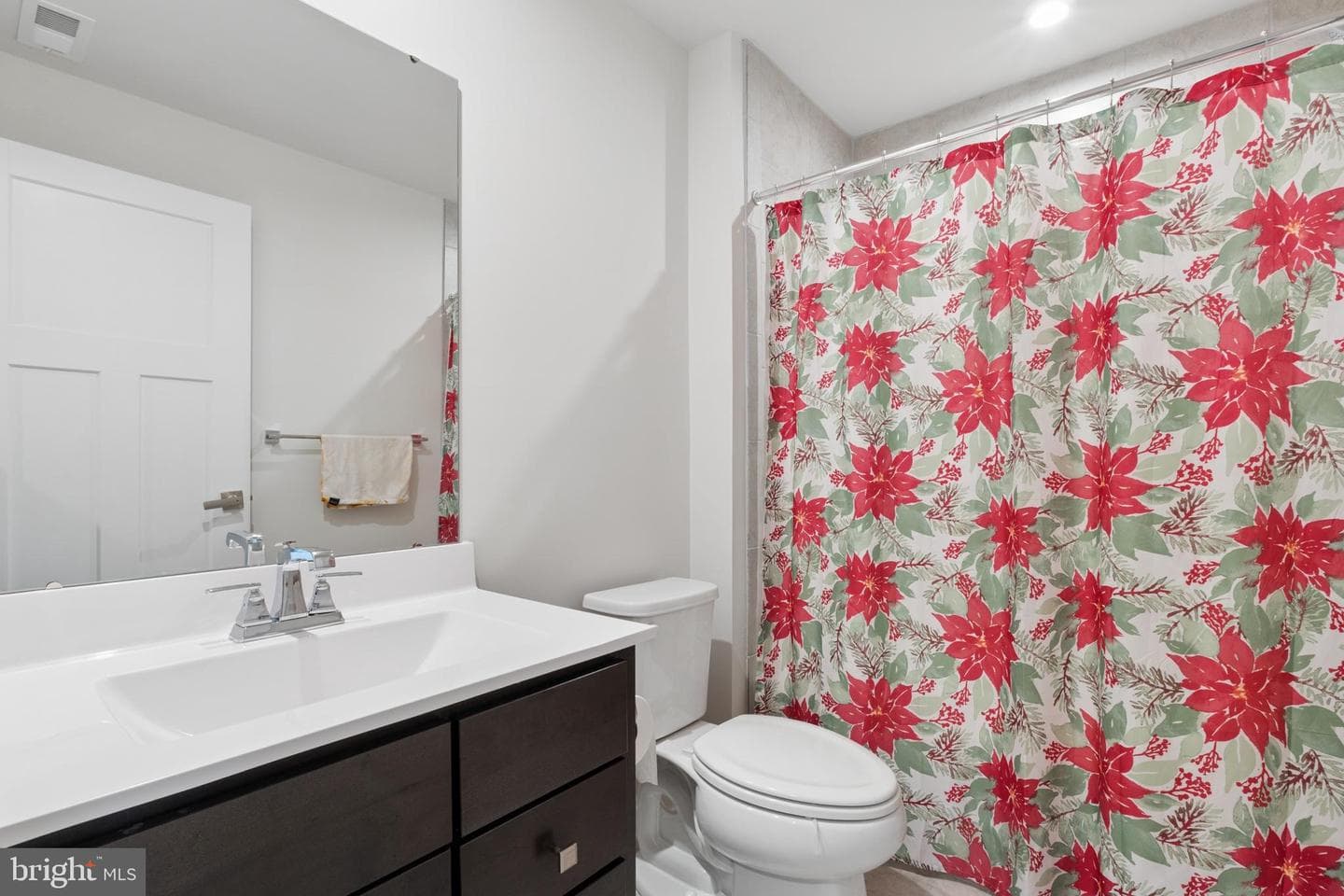 120 Arden Way photo 32