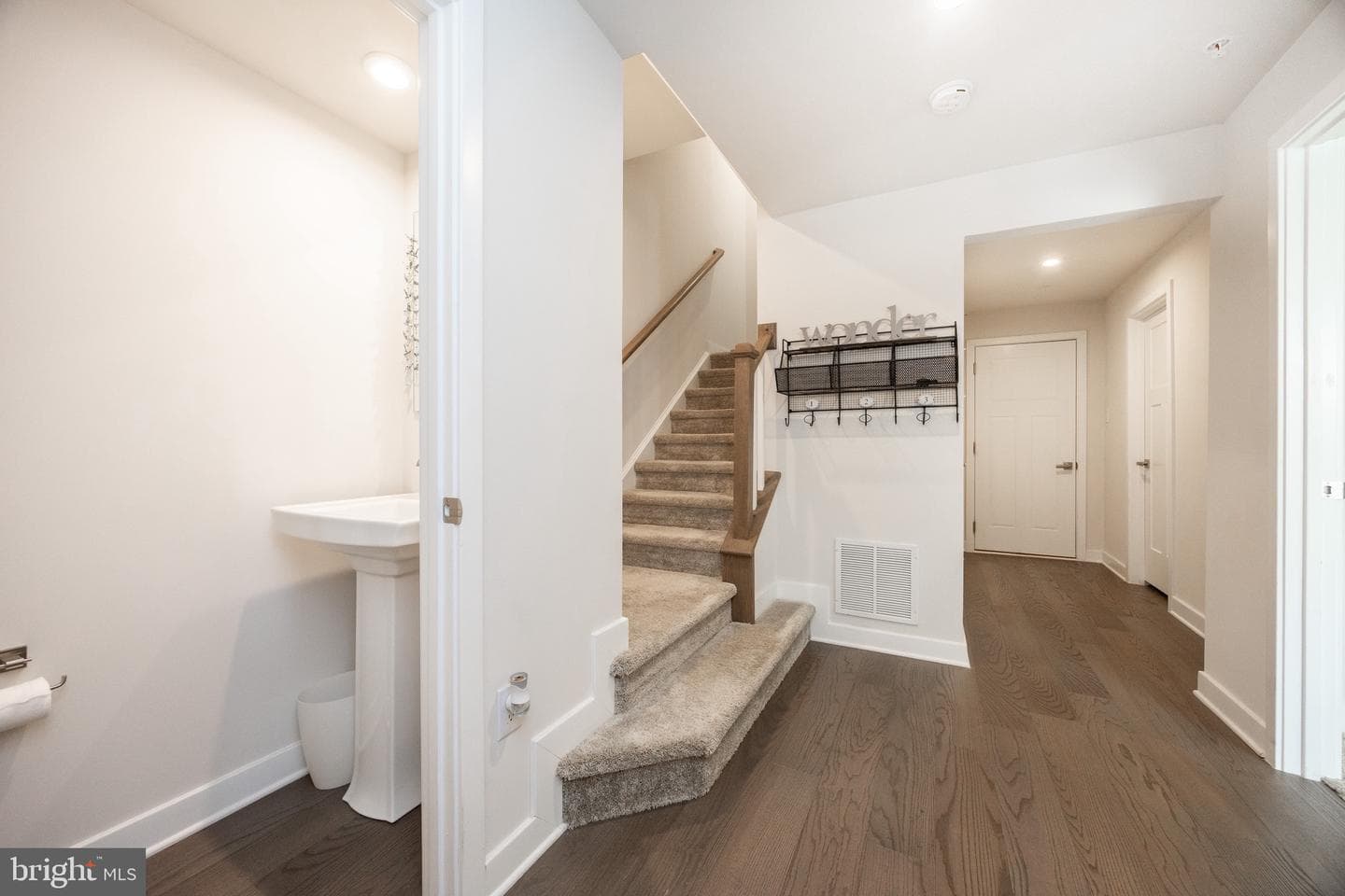 271 Sugar Maple Square photo 7