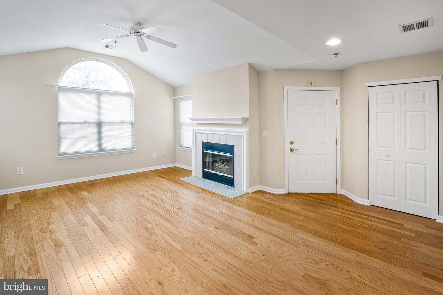 135 Village Way #5b photo 13