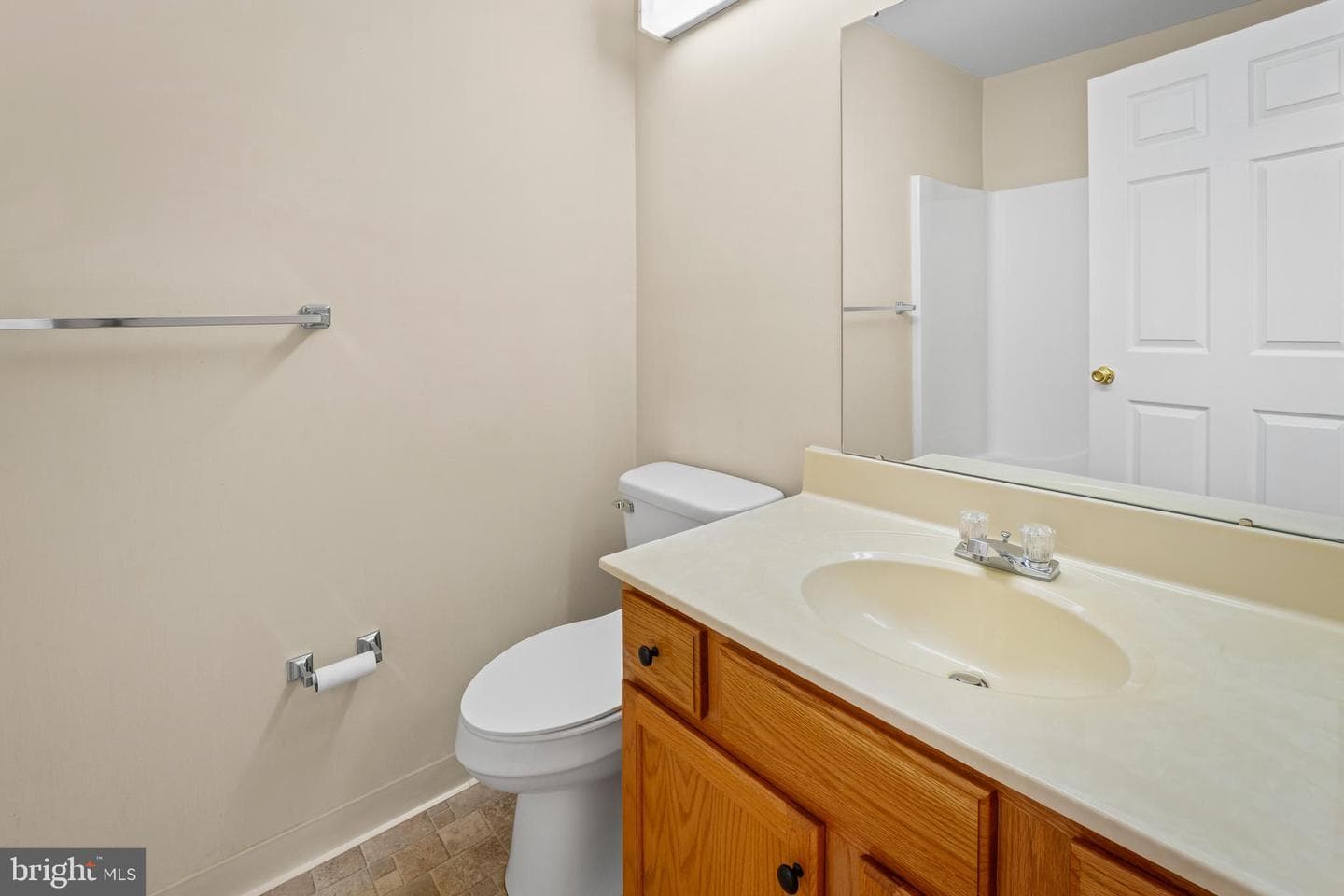 135 Village Way #5b photo 22