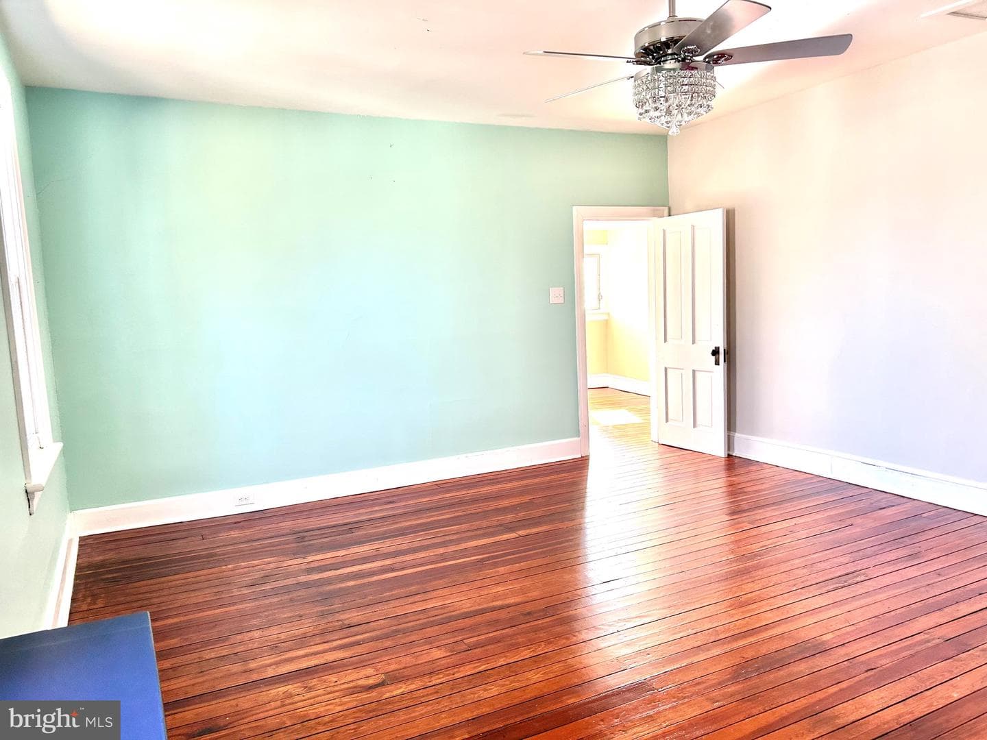 272 Penn Avenue photo 37