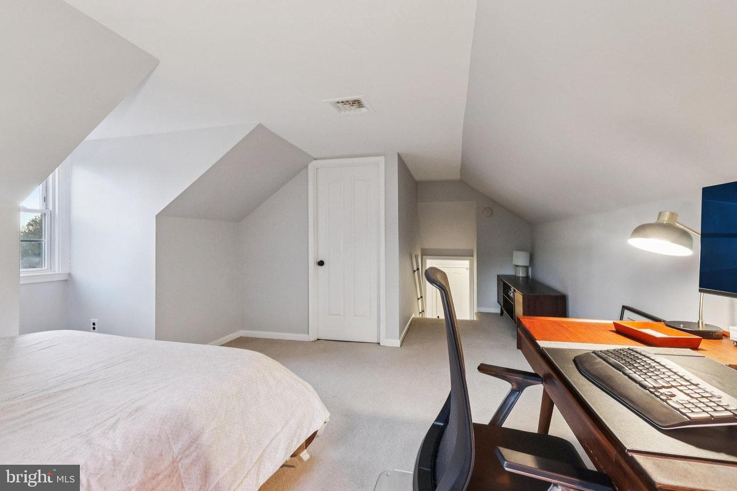 284 Croton Road photo 31