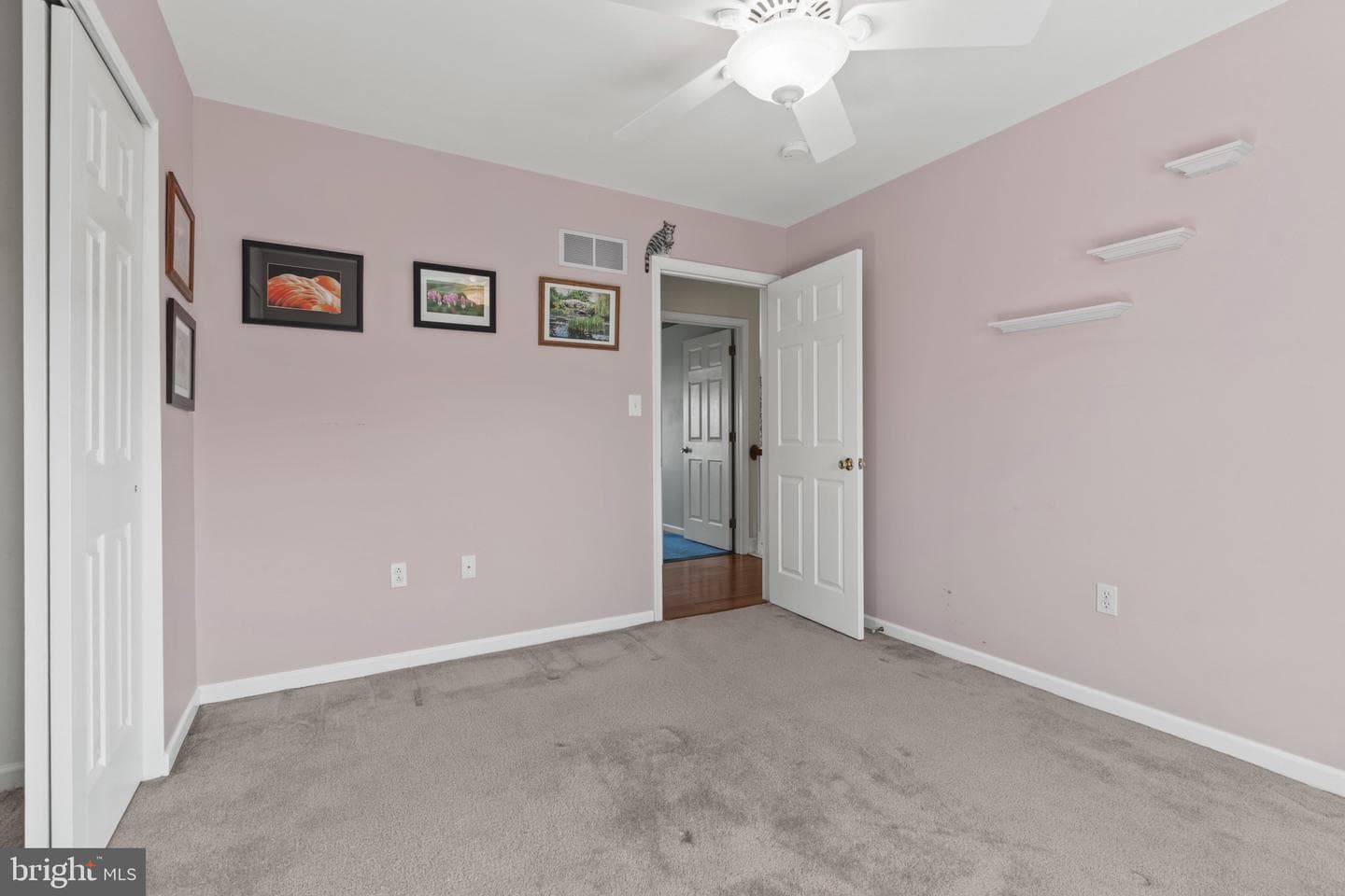 311 Cornerstone Court photo 31