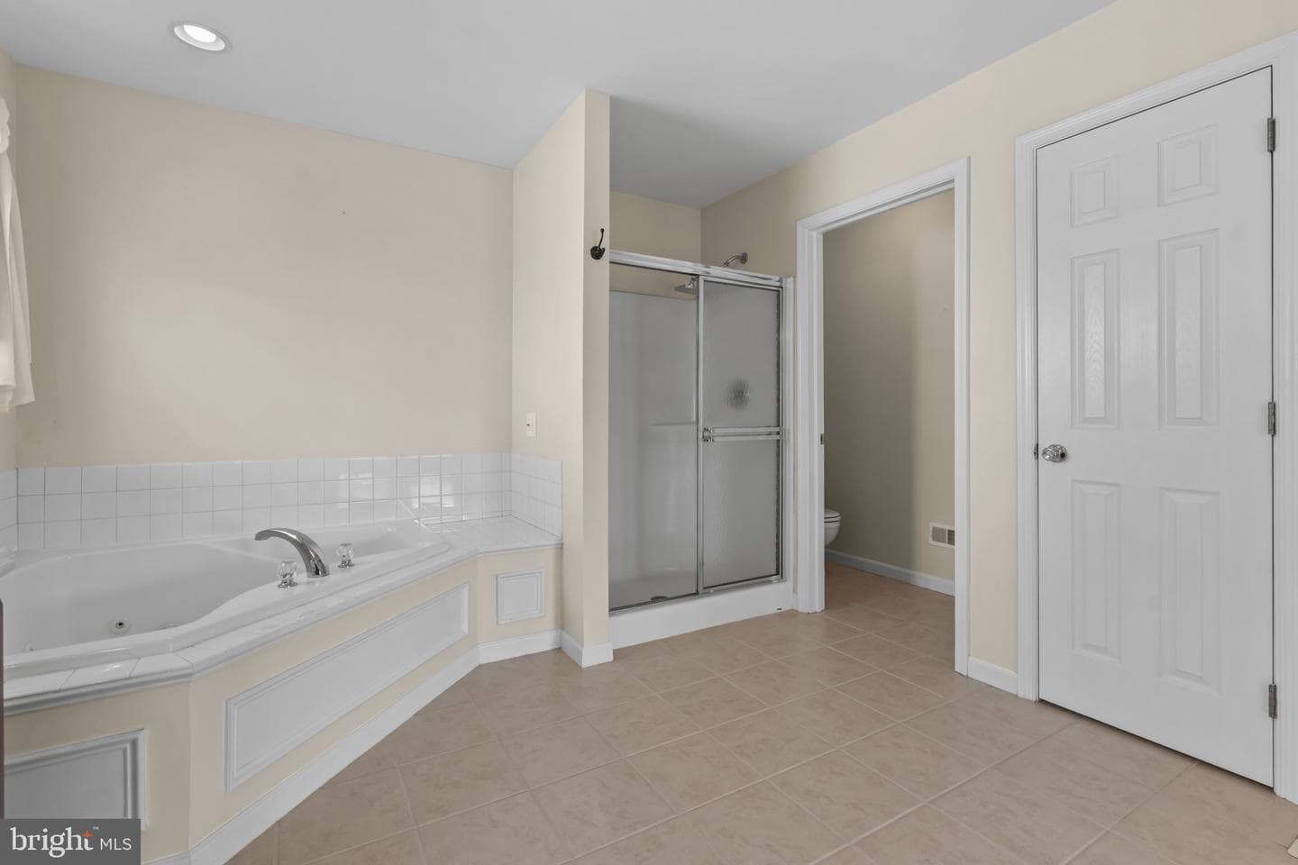 311 Cornerstone Court photo 37