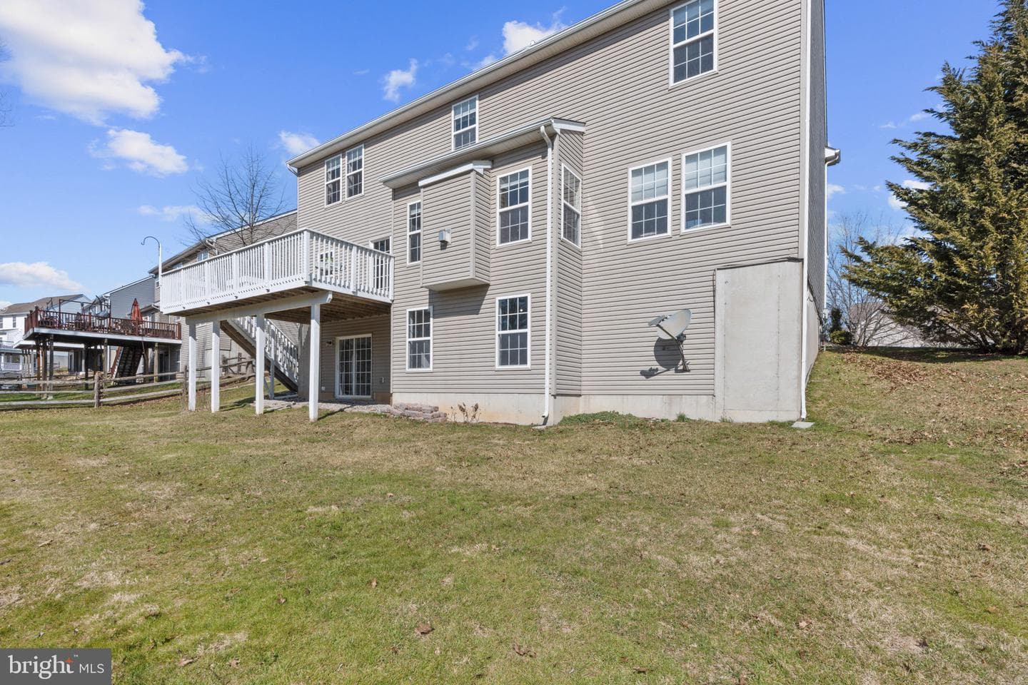 311 Cornerstone Court photo 45