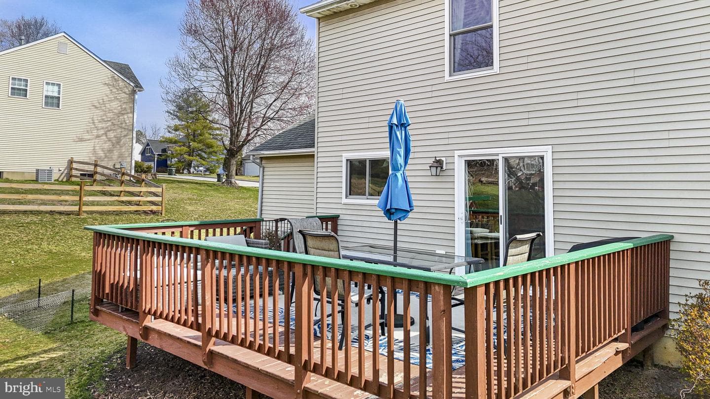 213 Thornridge Drive photo 13