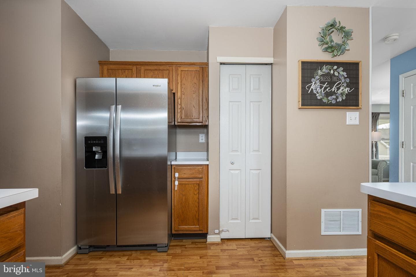 213 Thornridge Drive photo 8