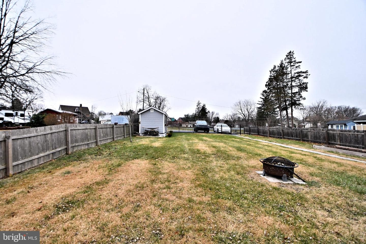 766 Starr Street photo 15