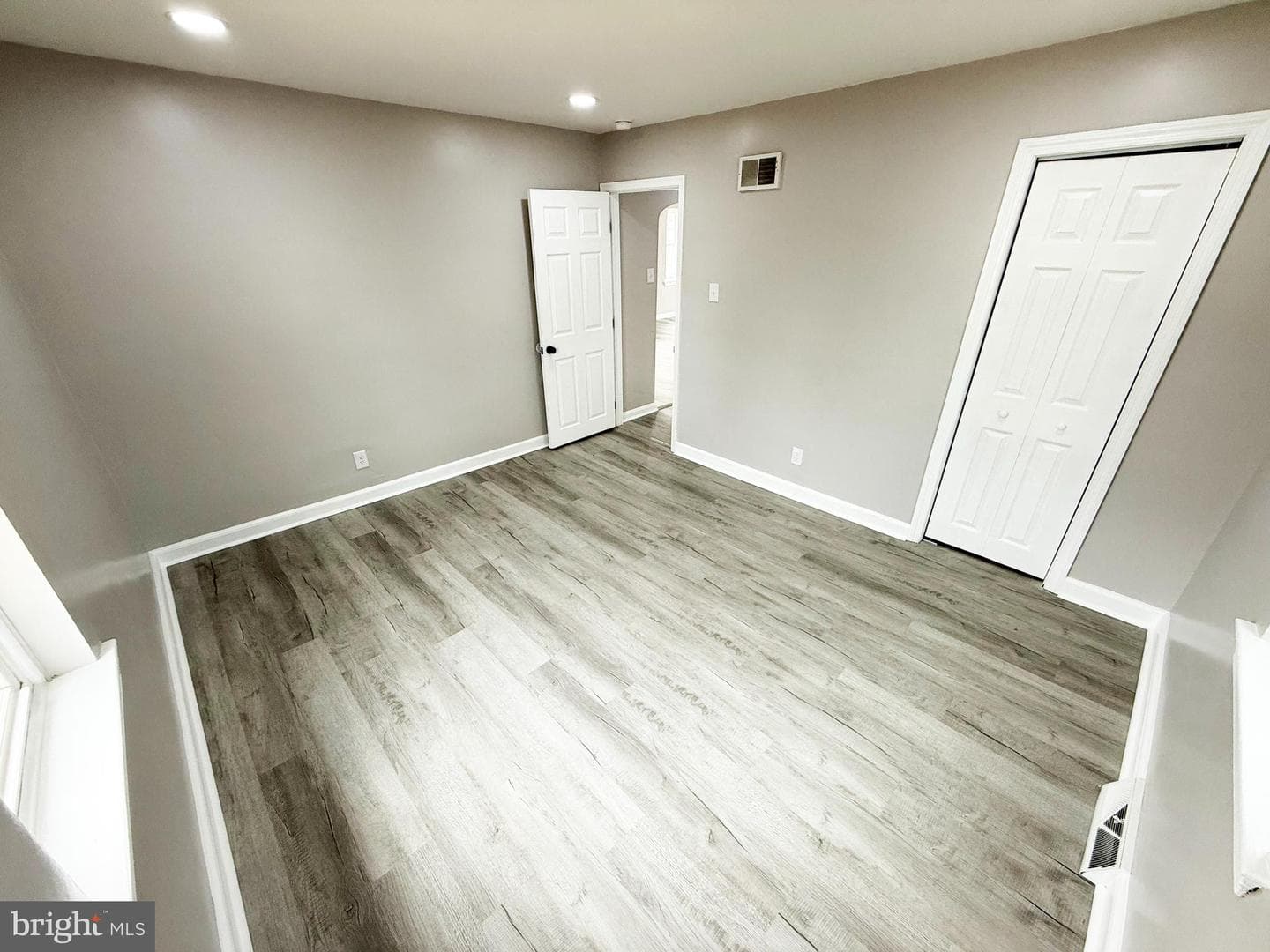 211 Pearl Street photo 15