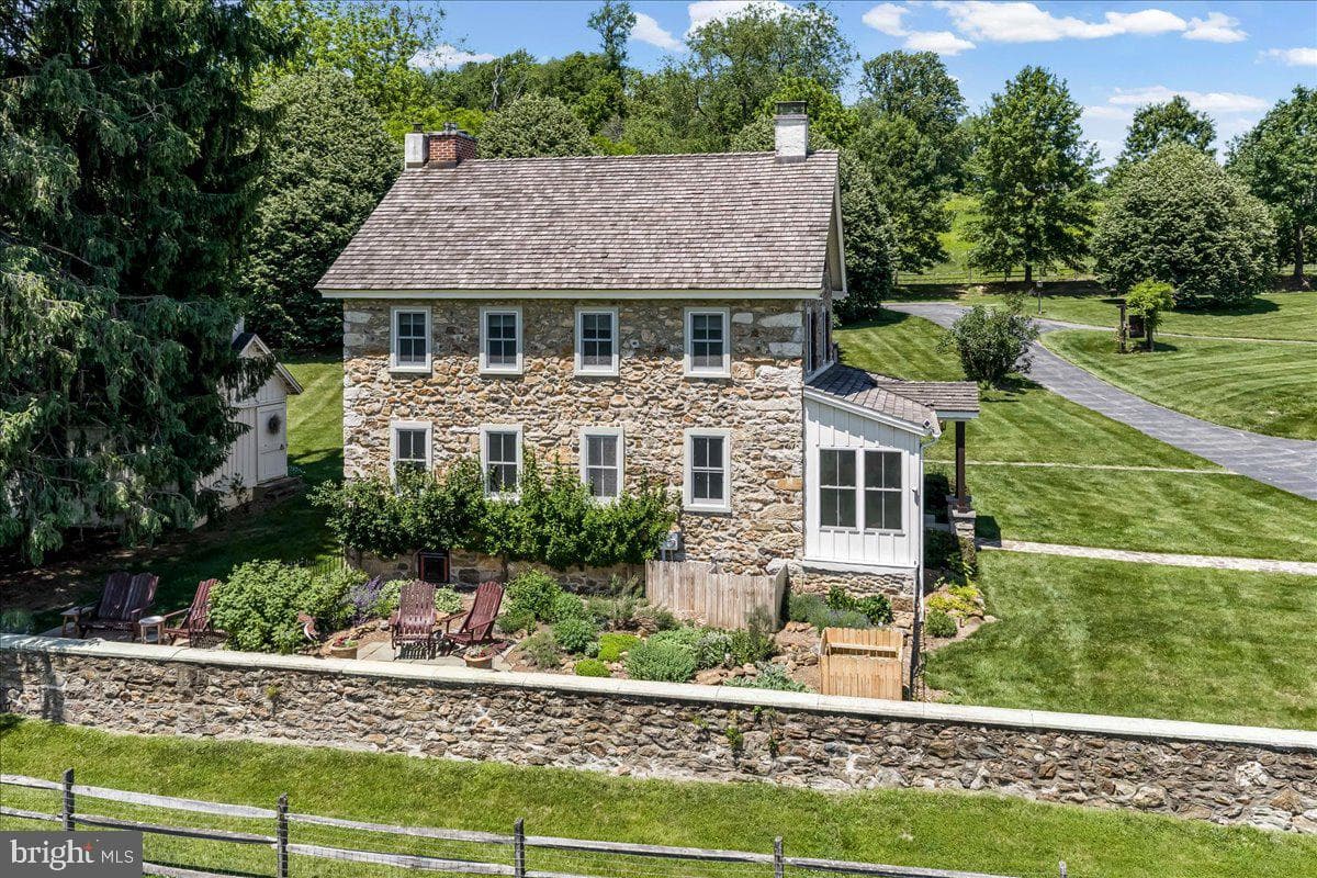 2563 Veronica Drive, Chester Springs