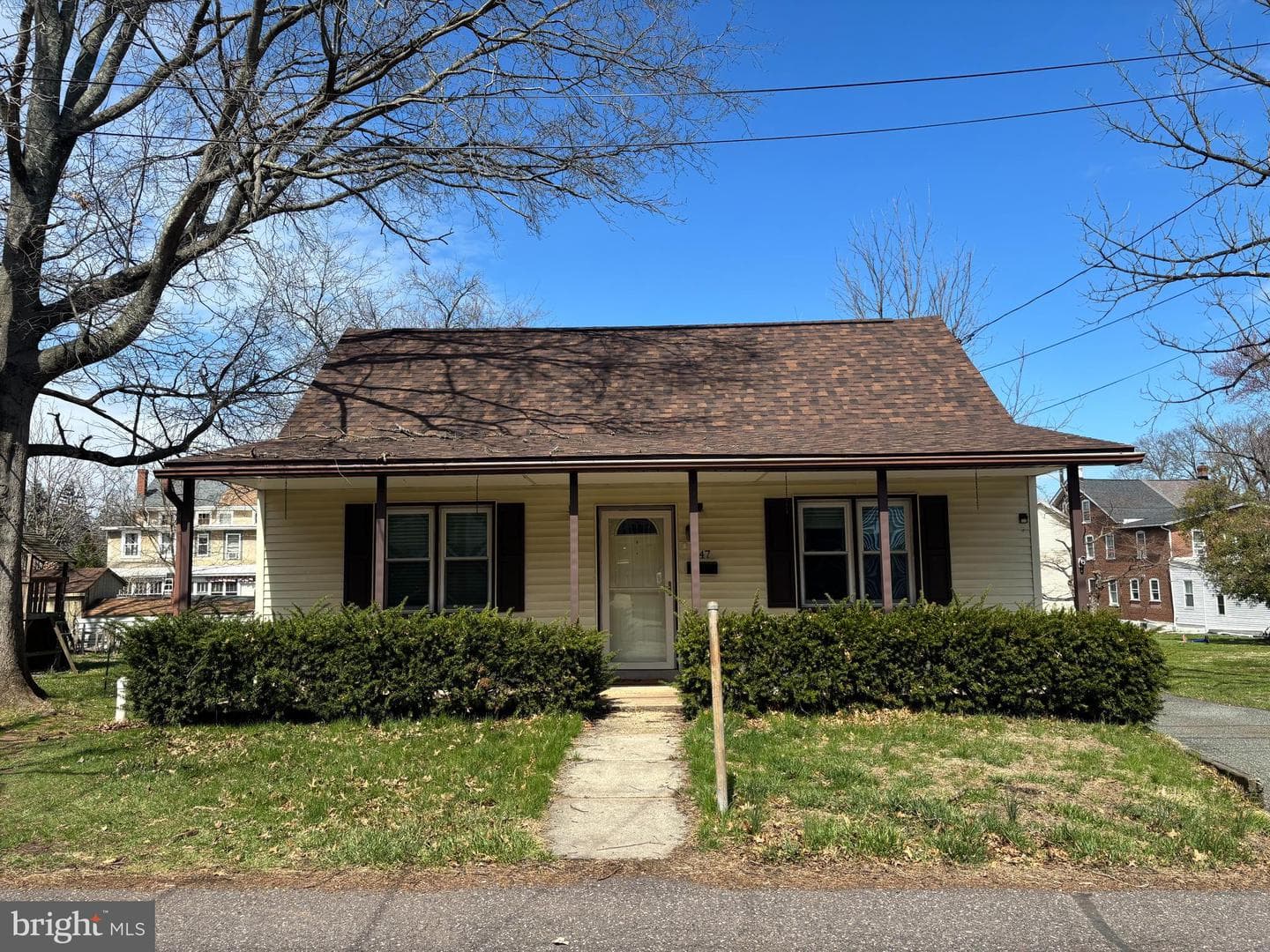 547 Broad Street