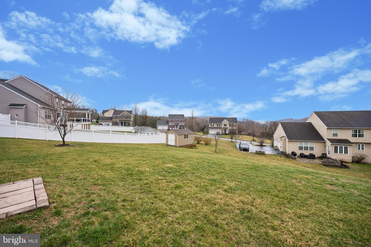 249 Coleridge Lane photo 44