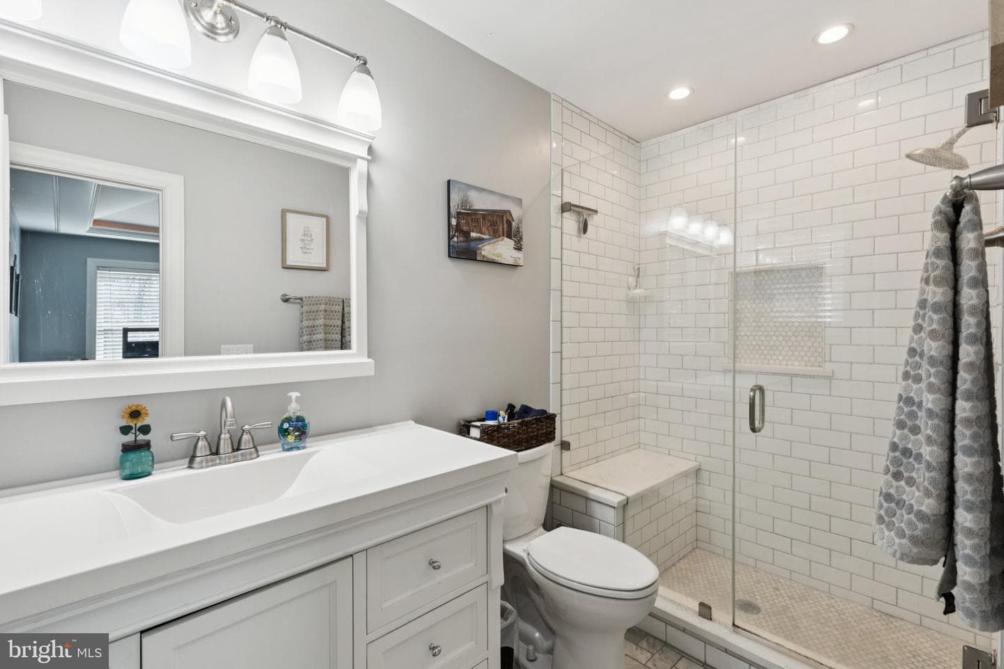 9 Whitely Road photo 32