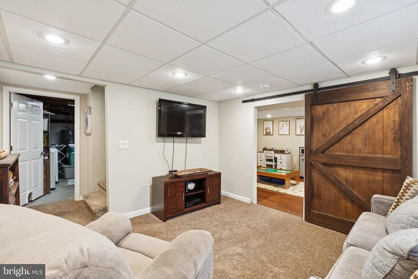 9 Whitely Road photo 34
