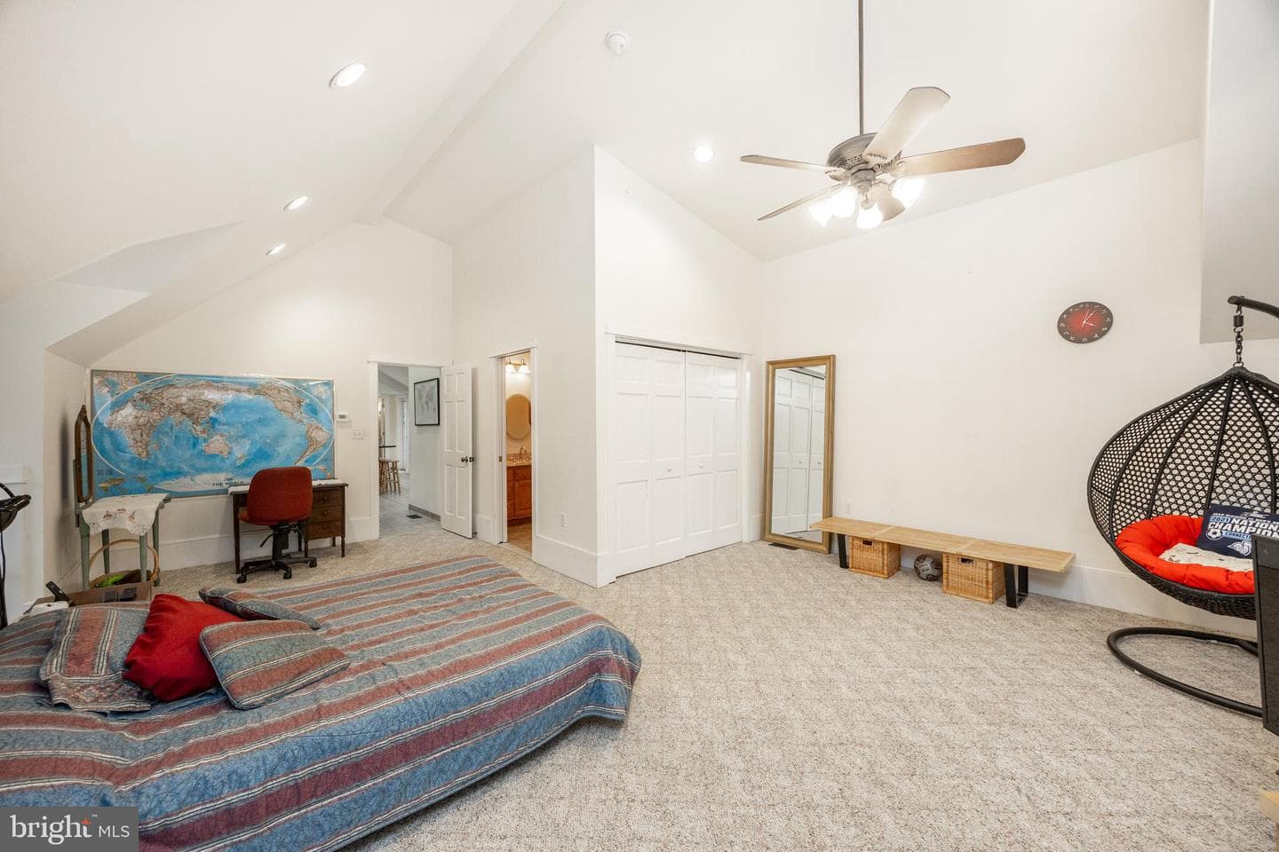 580 Reeds Road photo 55